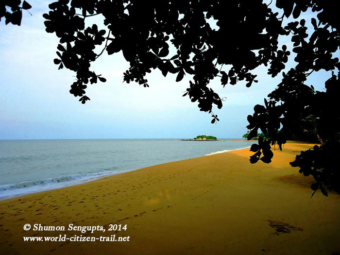The-Little-Island-off-the-Lakka-Beach,-Sierra-Leone-21