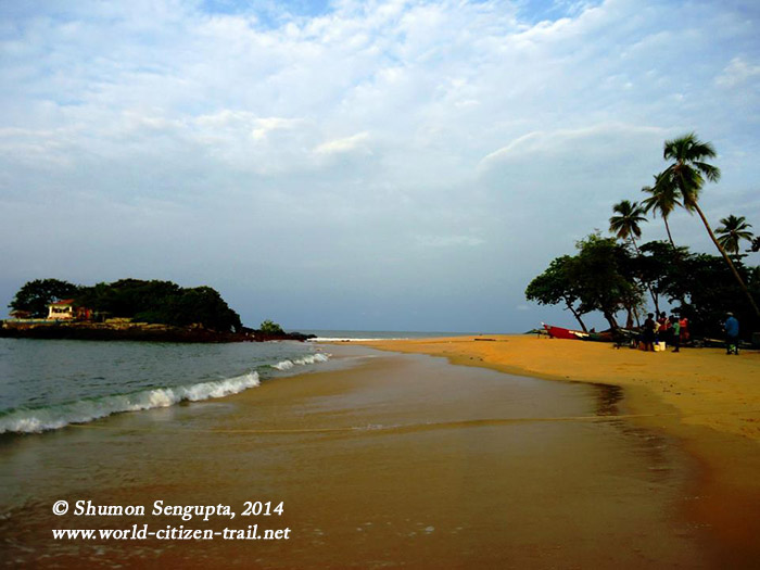The-Little-Island-off-the-Lakka-Beach,-Sierra-Leone-6