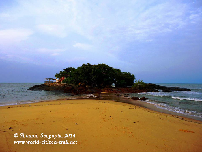 The-Little-Island-off-the-Lakka-Beach,-Sierra-Leone-62